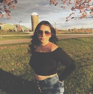 Meet your Posher, Allyssa